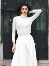 Load image into Gallery viewer, Harloe Pleated Midi Skirt | White