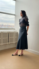 Load image into Gallery viewer, MLorincz Silky Slipskirt Black