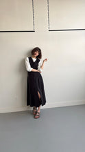 Load image into Gallery viewer, Alba Dress  (Black)
