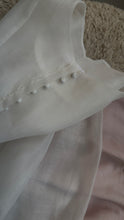 Load image into Gallery viewer, Elle Blouse Ivory
